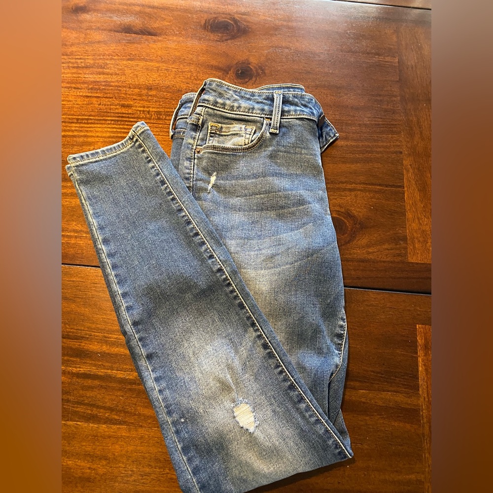 Old Navy Women’s Mid-rise Rockstar Distressed  Skinny Jeans